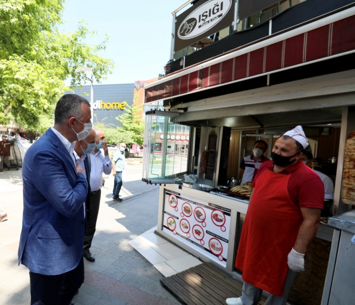 Büyükakın geleneği bozmadı
