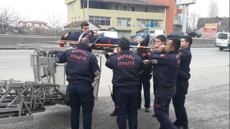 Gölcük İtfaiyesi eğitimlerini sürdürüyor