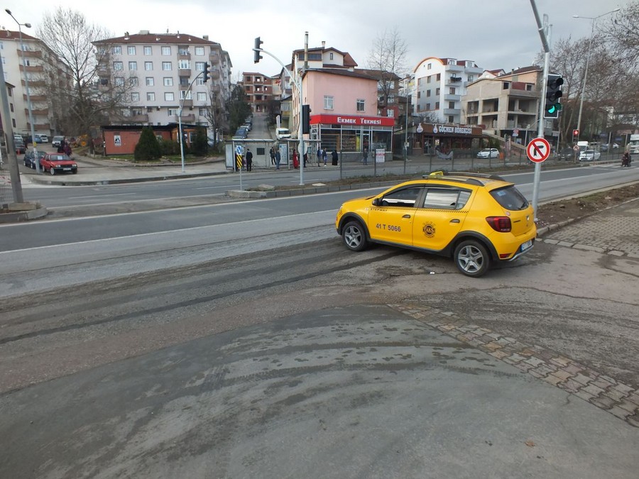 Emek Taksi’nin UKOME’ye sunduğu proje onaylandı  İSKELE YOLU İZMİT’E AÇILDI