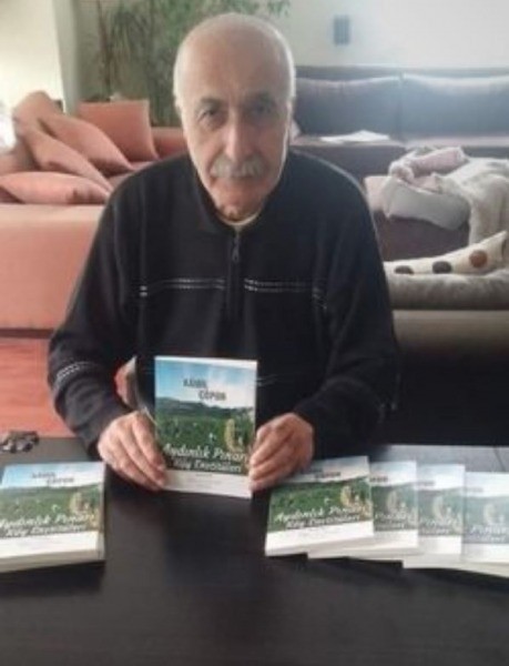 Kamil Çöpür “Aydınlık Pınarı Köy Enstitüleri” kitabını çıkarttı