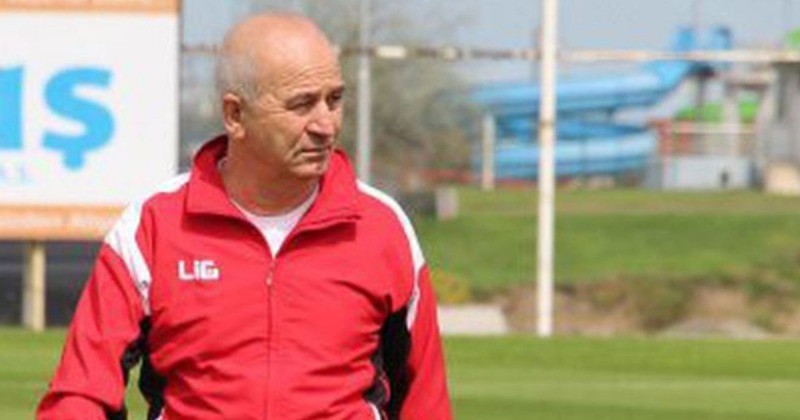 Korukır, Serik Belediyespor ile yollarını ayırdı
