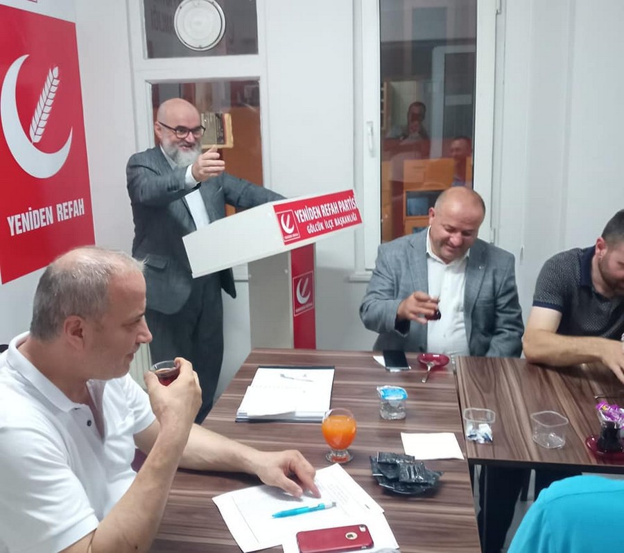 YENİDEN REFAH PARTİSİ’NDE TOPLU ÜYE KATILIM COŞKUSU