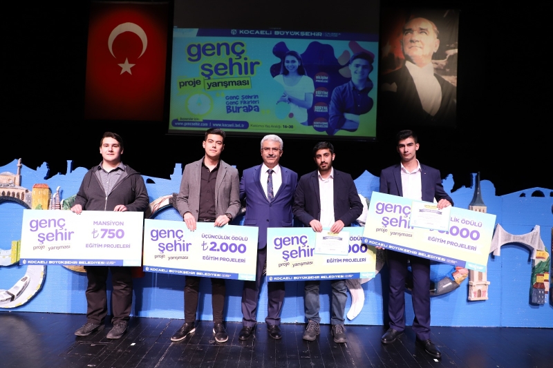 Genç Şehir Projesinde ödüller sahiplerini buldu