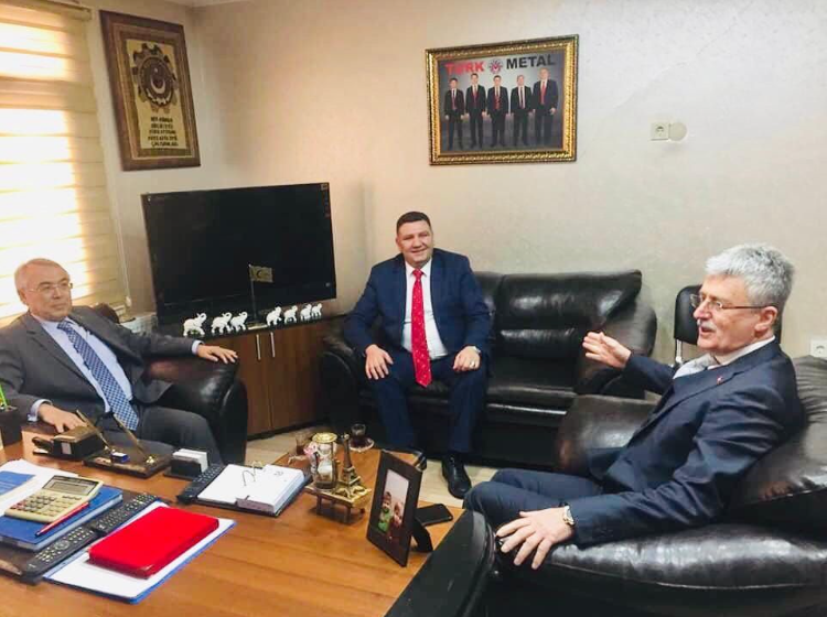 Kaymakam Altıntaş ve Başkan Ellibeş Türk Metal Sendikası’nı ziyaret etti