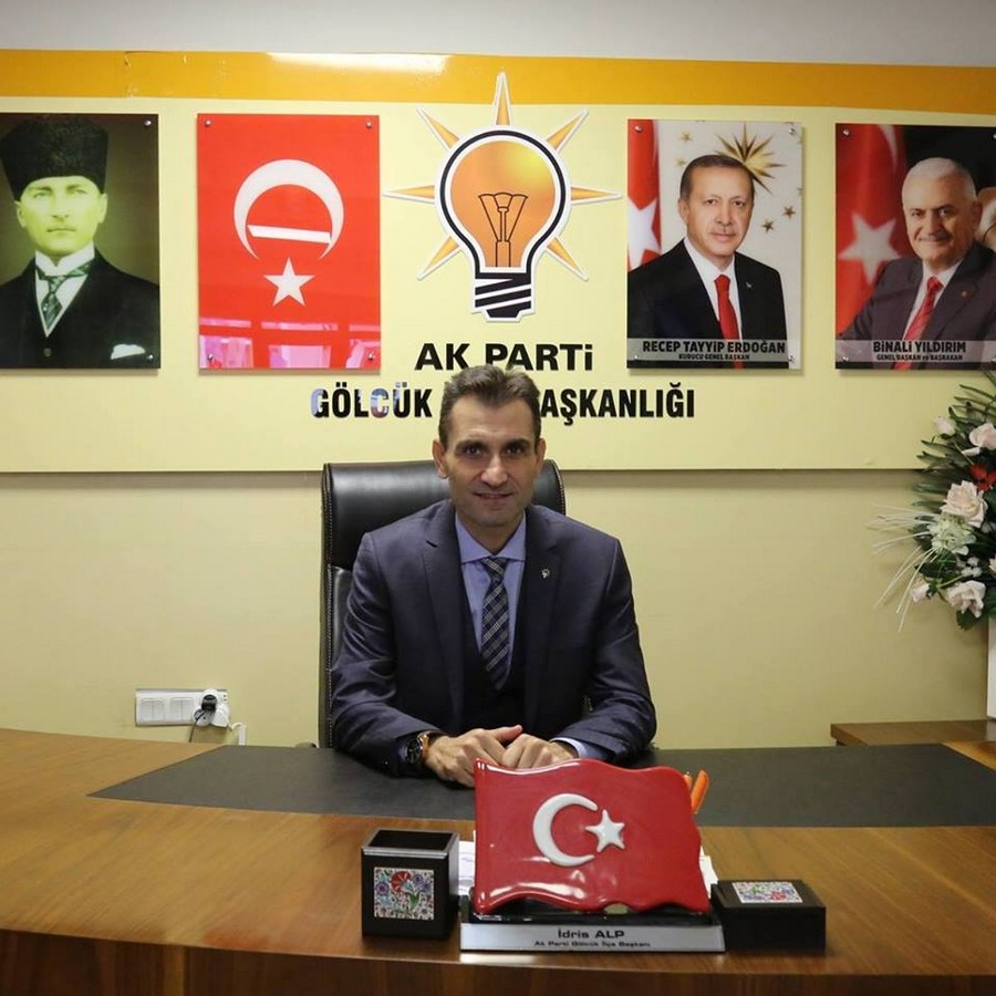 Genel Merkez’den onay çıktı, AK Parti Gölcük İlçe Başkanı İdris Alp görevini bıraktı